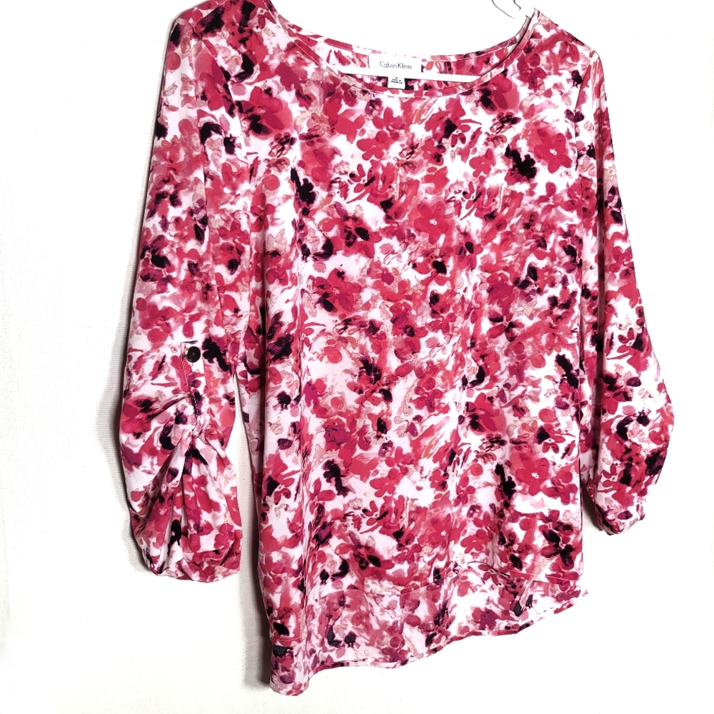 Calvin Klein pink floral print 3/4 sleeve blouse size M